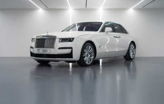 Rolls-Royce-Ghost-2022-1